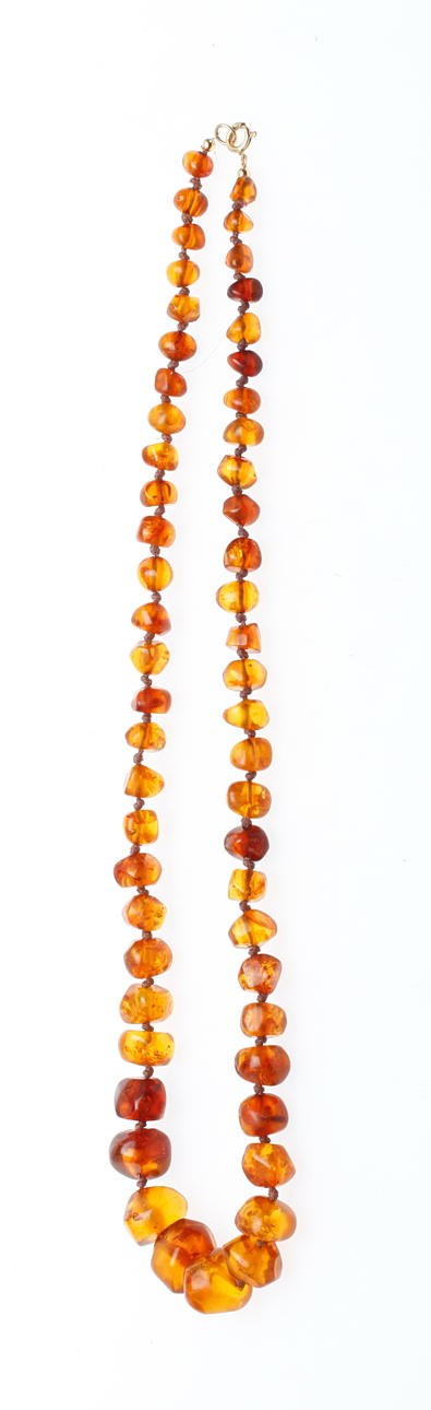 HALSBAND, bärnsten samt lås 18k guld.