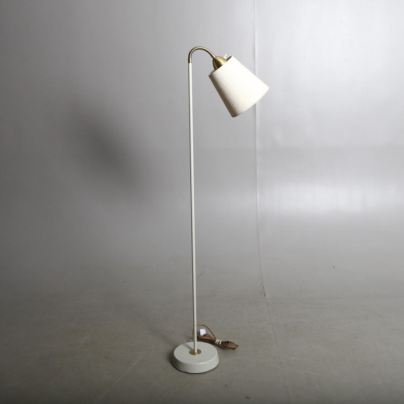 GOLVLAMPA, MAE (Möllers Armatur Eskilstuna), 1900-tal.