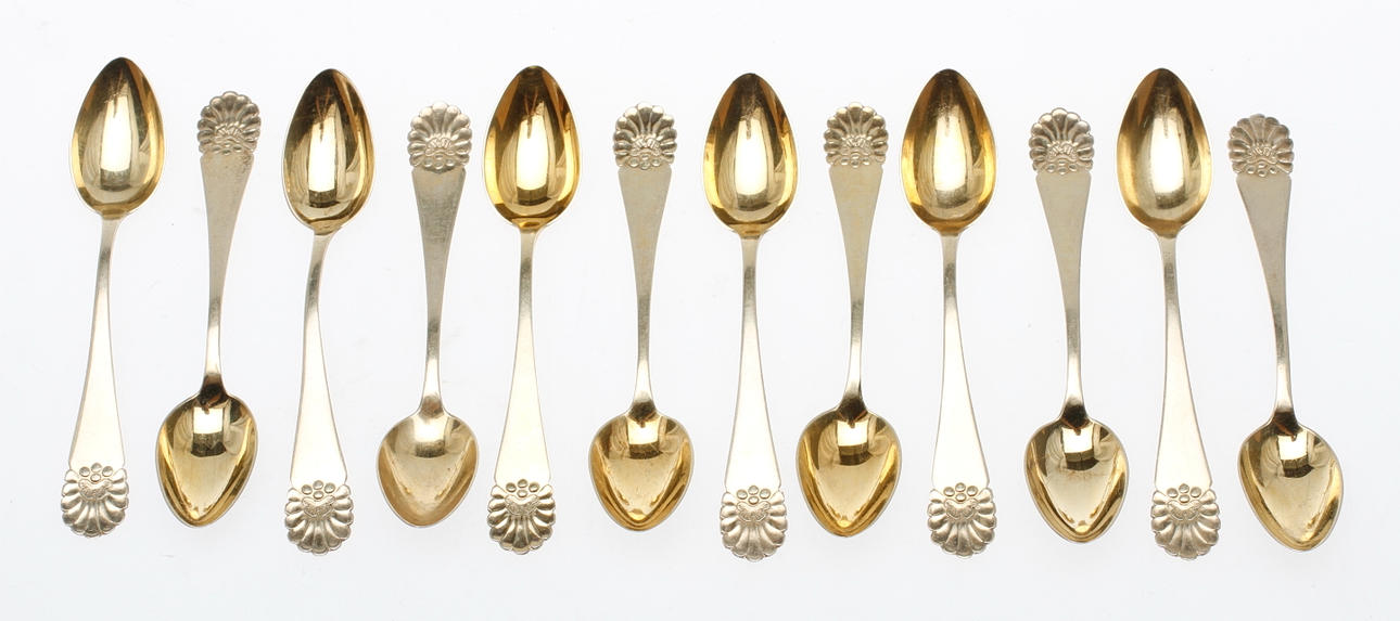 MOCKASKEDAR, 12 st, silver, "Snäck", MGAB, Upsala 1936-1938, vikt ca 90,8 gram.