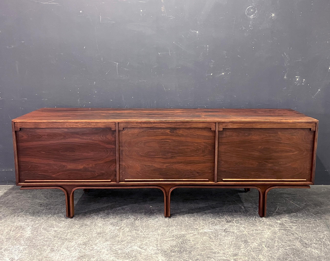 GIANFRANCO FRATTINI. Sideboard Bernini 1960.