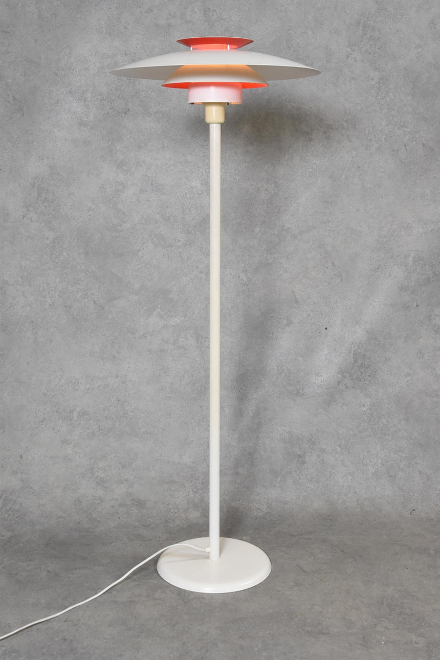 GOLVLAMPA, Design Light modell " Bless " Danmark.