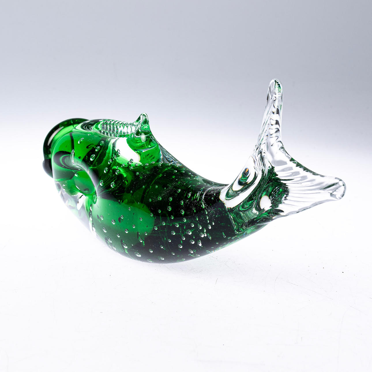 FIGURINES, 2 art glass, incl. fish, likely FM Ronneby. Glass - Art ...