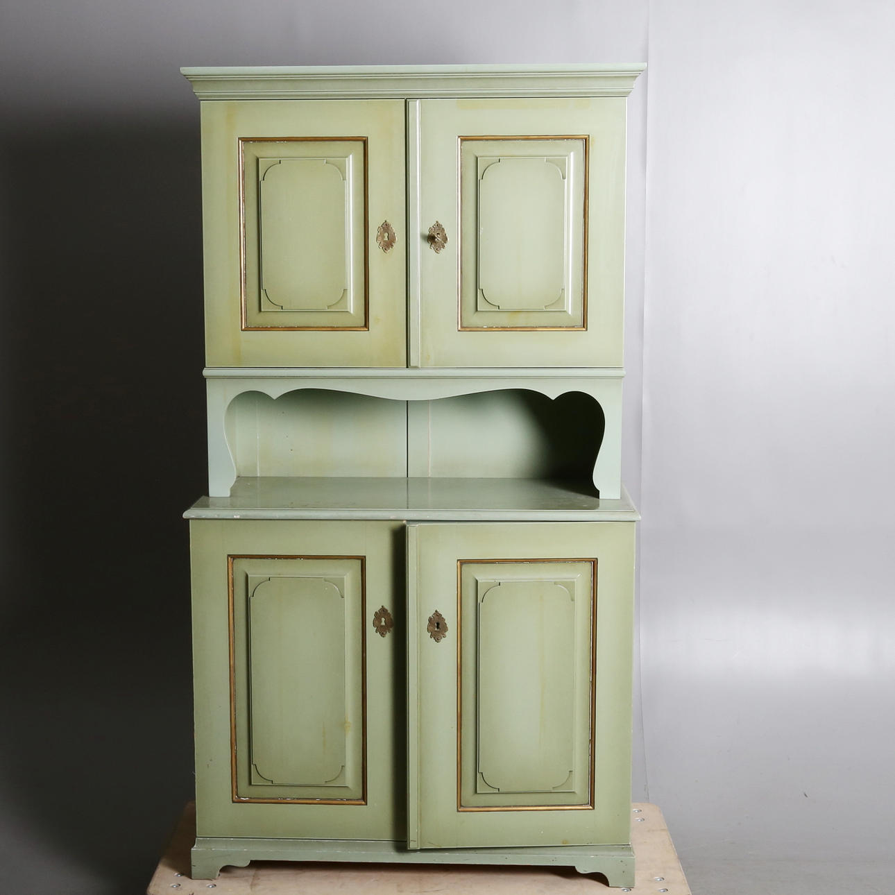 SKÅP, gustaviansk stil, 1900-talets andra hälft.