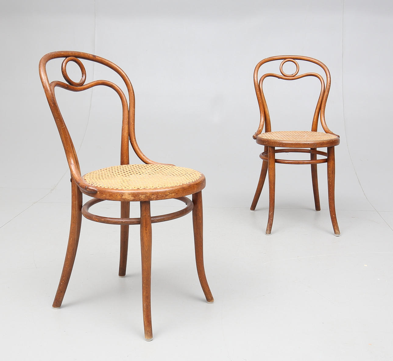 STOLAR, 2 st, Thonet, tidigt 1900-tal.