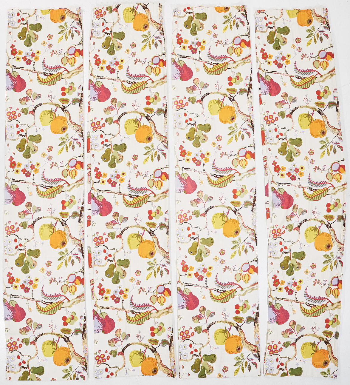 JOSEF FRANK. Gardinvådor, 4 st, "Vegetable tree".