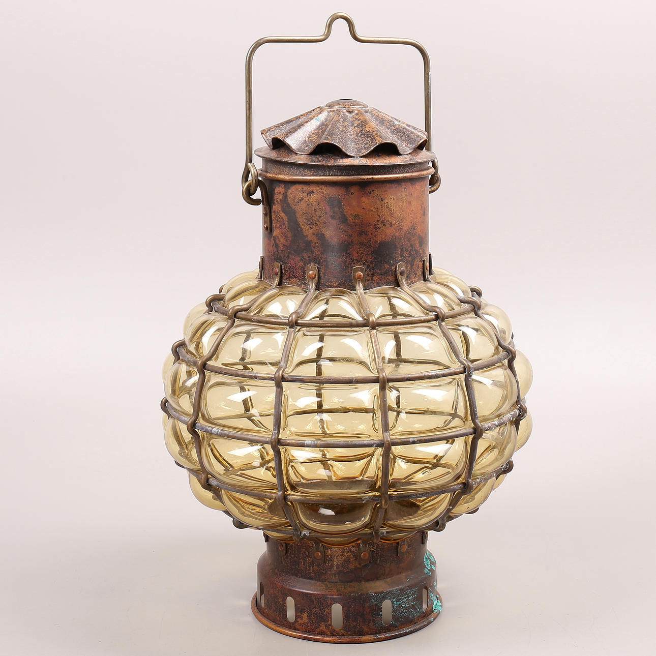 LYKTA, glas/koppar, 1900-talets andra hälft.