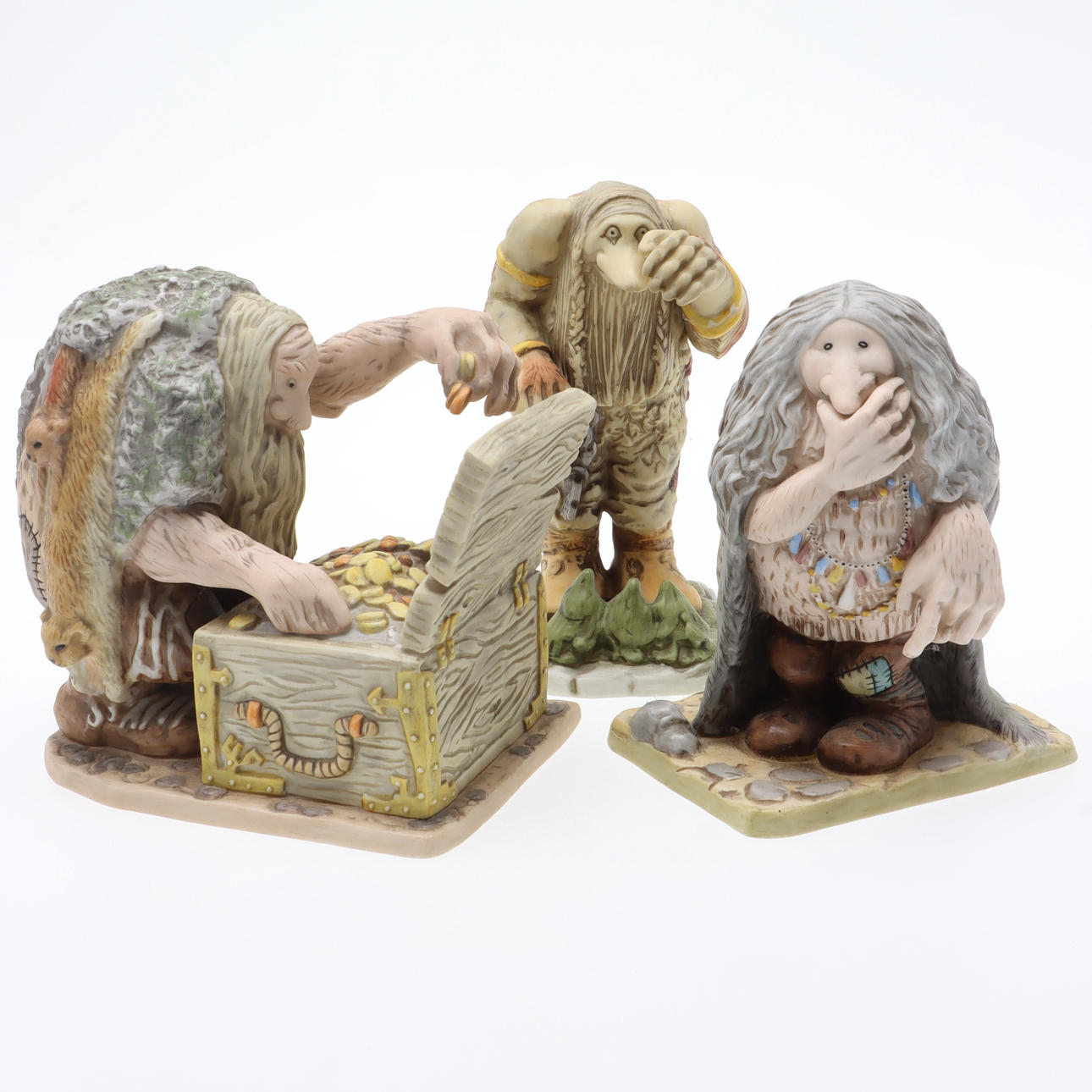JOHN BAUER. Efter. Figuriner, 3 st, "Troll", fältspadsporslin, I Trollens Värld, Nils Holgersson Gården AB.