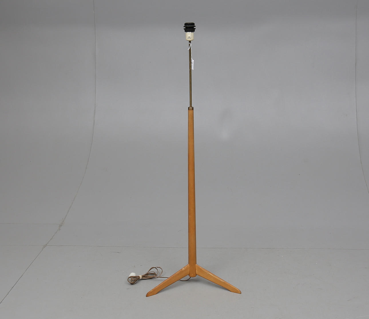 GOLVLAMPA, Bergboms, 1900-talets andra hälft.