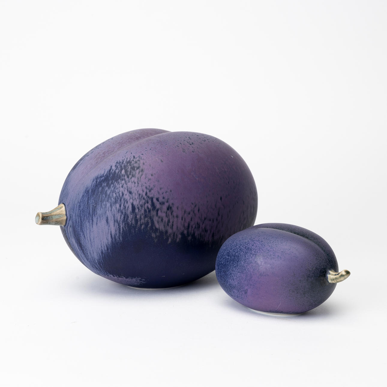 KERSTIN HÖRNLUND. Plums, 2 pcs, Rörstrand, stoneware, signed.
