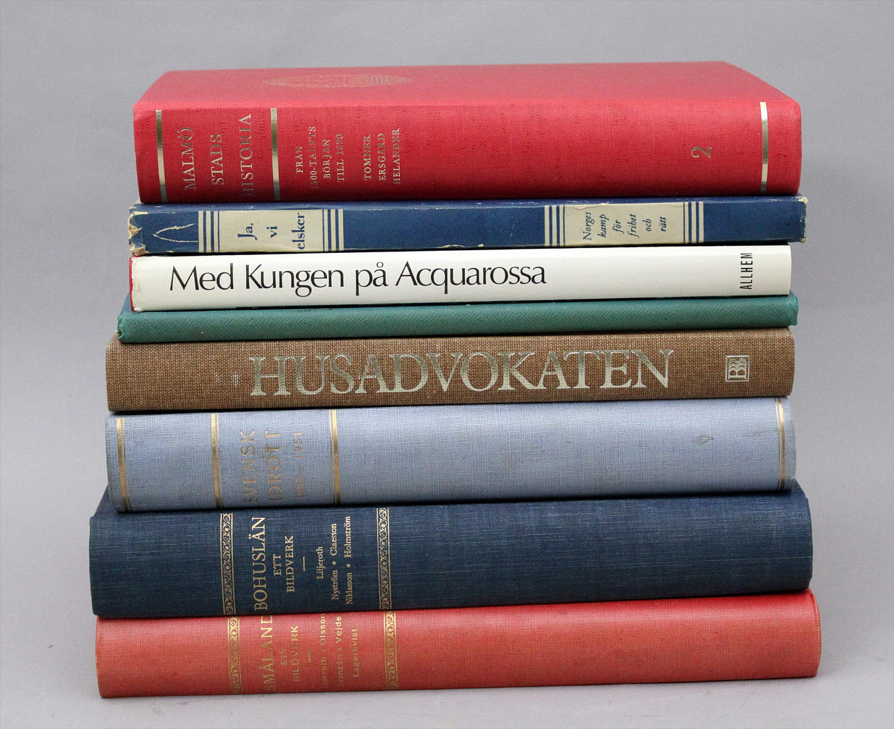 PARTI BÖCKER (8). Bl a Svensk idrott 1903-1953, Landskapsböcker etc.