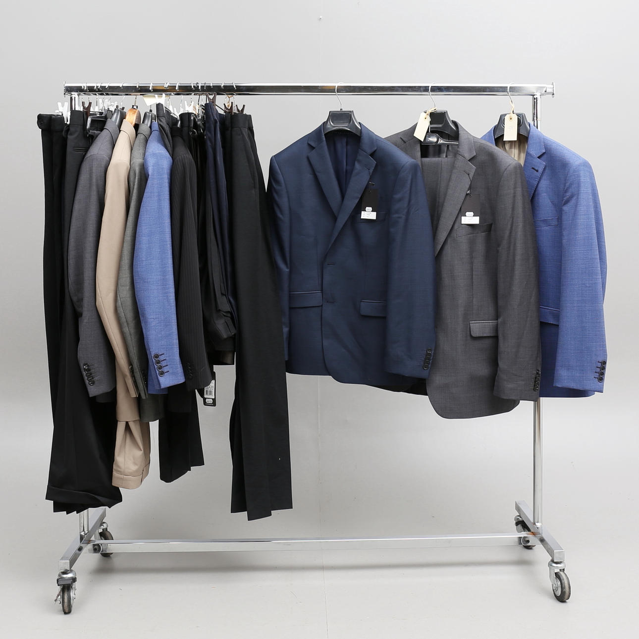 HERRKLÄDER, 22 plagg, blandade storlekar.