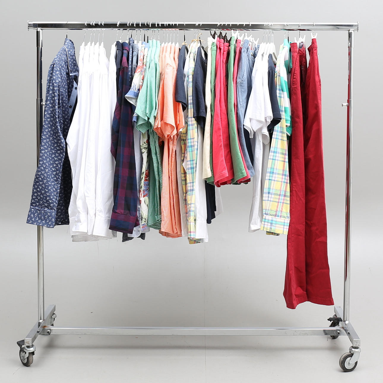 HERRKLÄDER, 44 plagg.