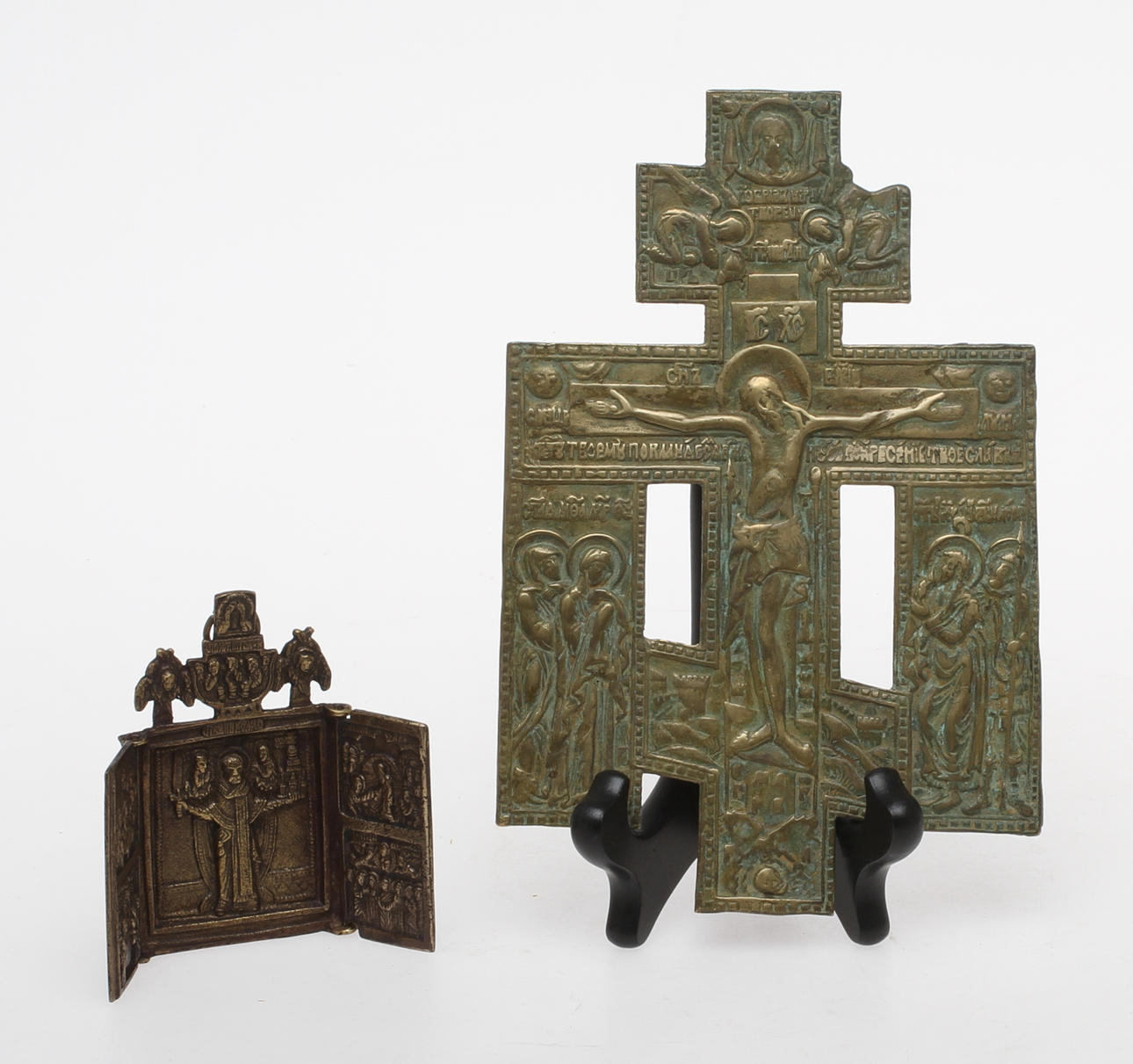 KRUCIFIX samt RESEIKON, mässing, Ryssland.