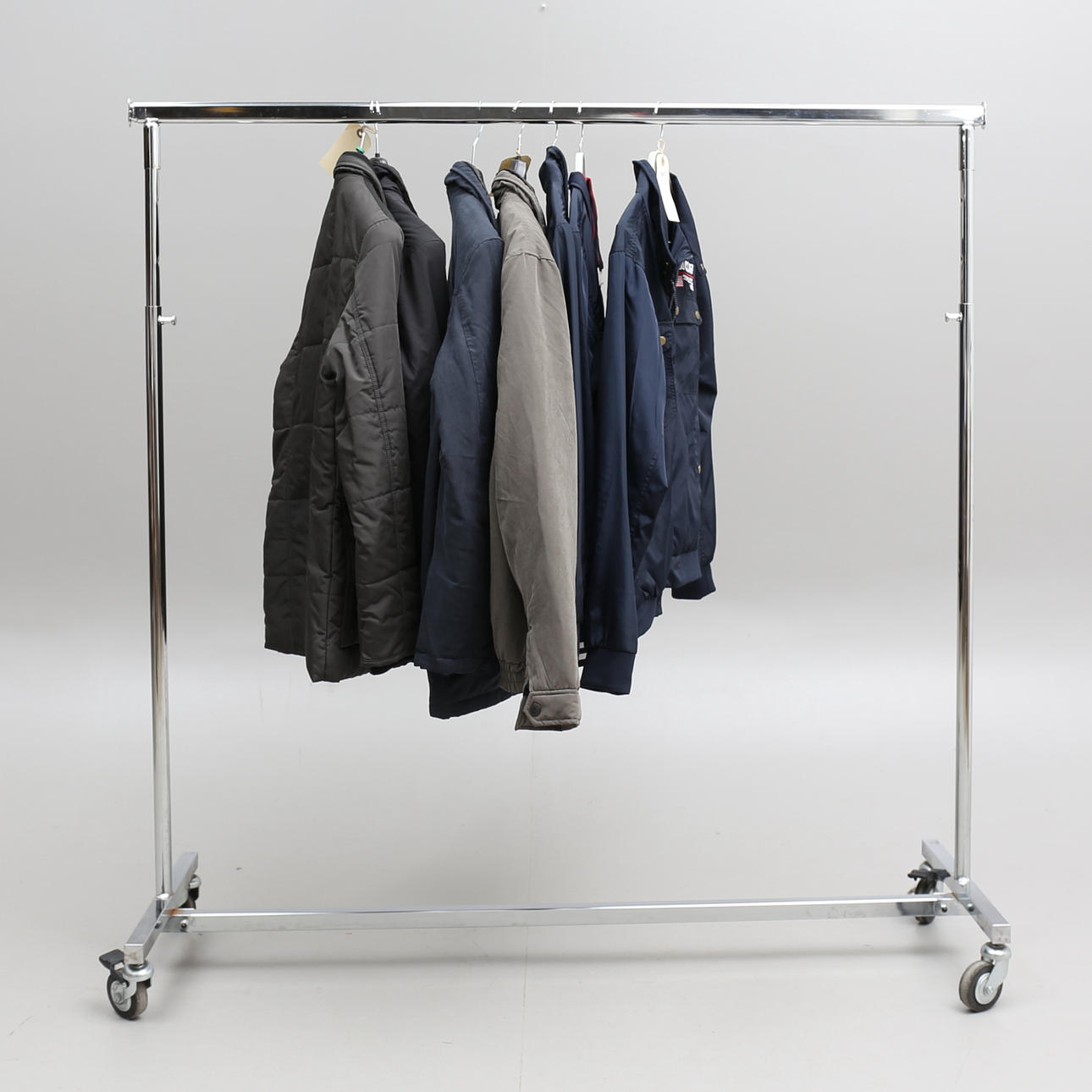 HERRKLÄDER, 7 plagg.