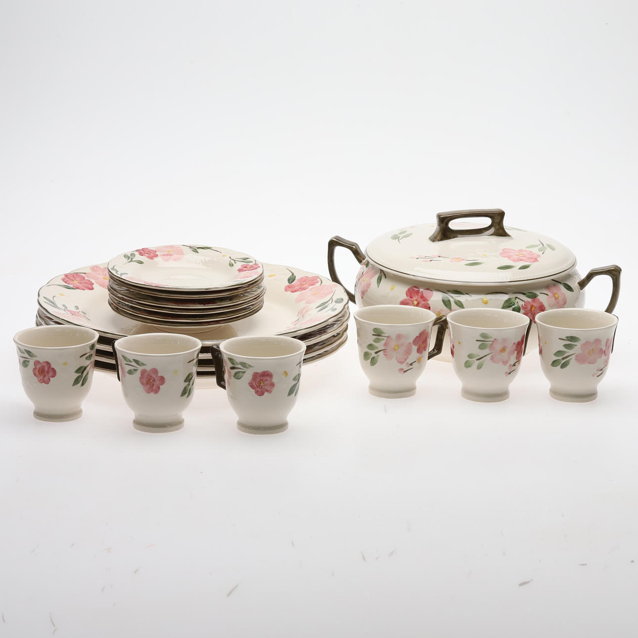 SERVISDELAR. 17 delar. Porslin, Cameo Florals, omkring 1980-tal.