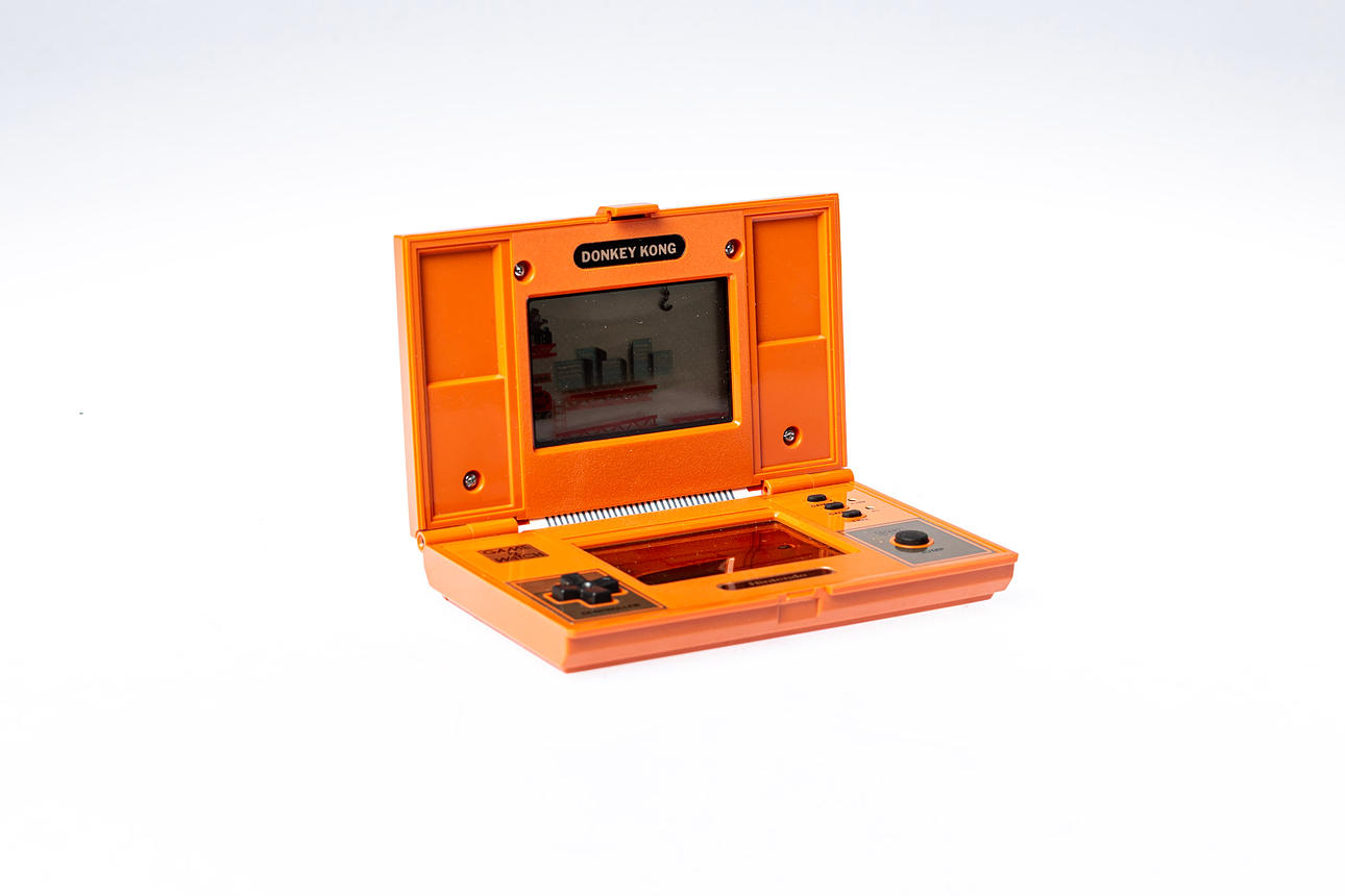 SPELKONSOL, Game & Watch, "Donkey Kong", Nintendo, Japan, 1982.