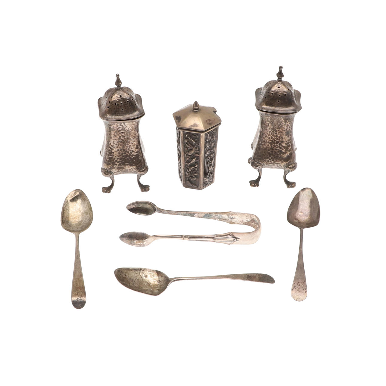 A MIXED LOT OF SILVER.