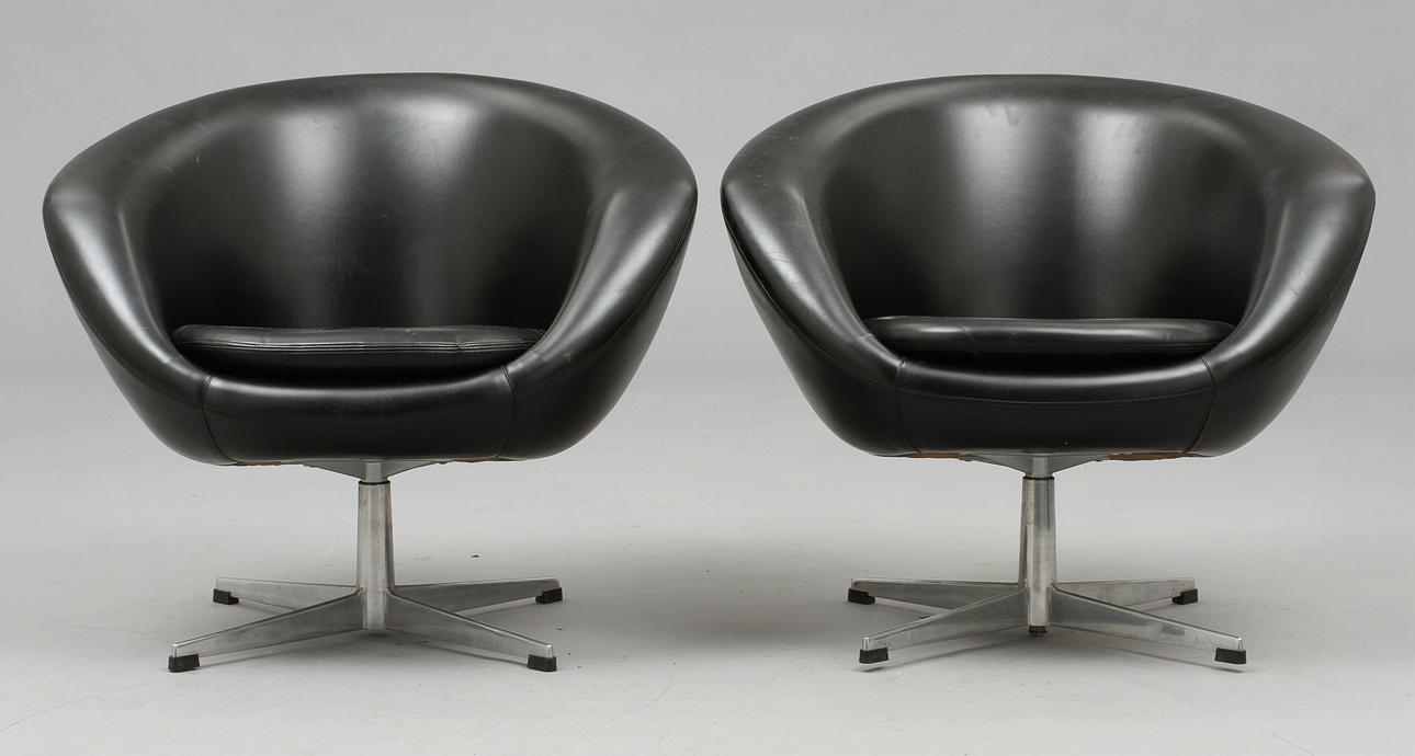 SNURRFÅTÖLJER, 2 st, M Wincrantz, 1900- tal.