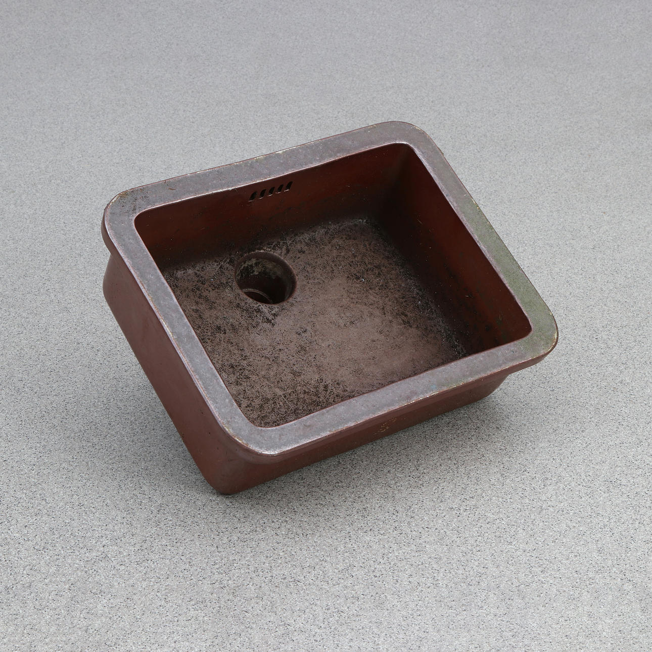 HÖGANÄS, WASH BASIN. Salt-glazed stoneware. "V40".