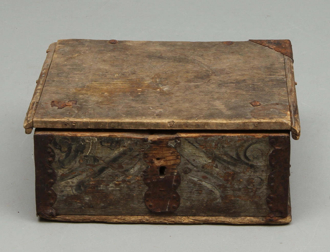 BOX, folklore, 18th century.