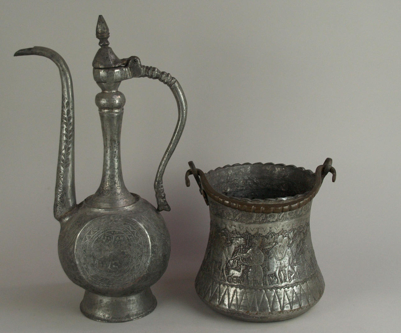 BUNT PARTI FARTYG, METALL, ORIENT.