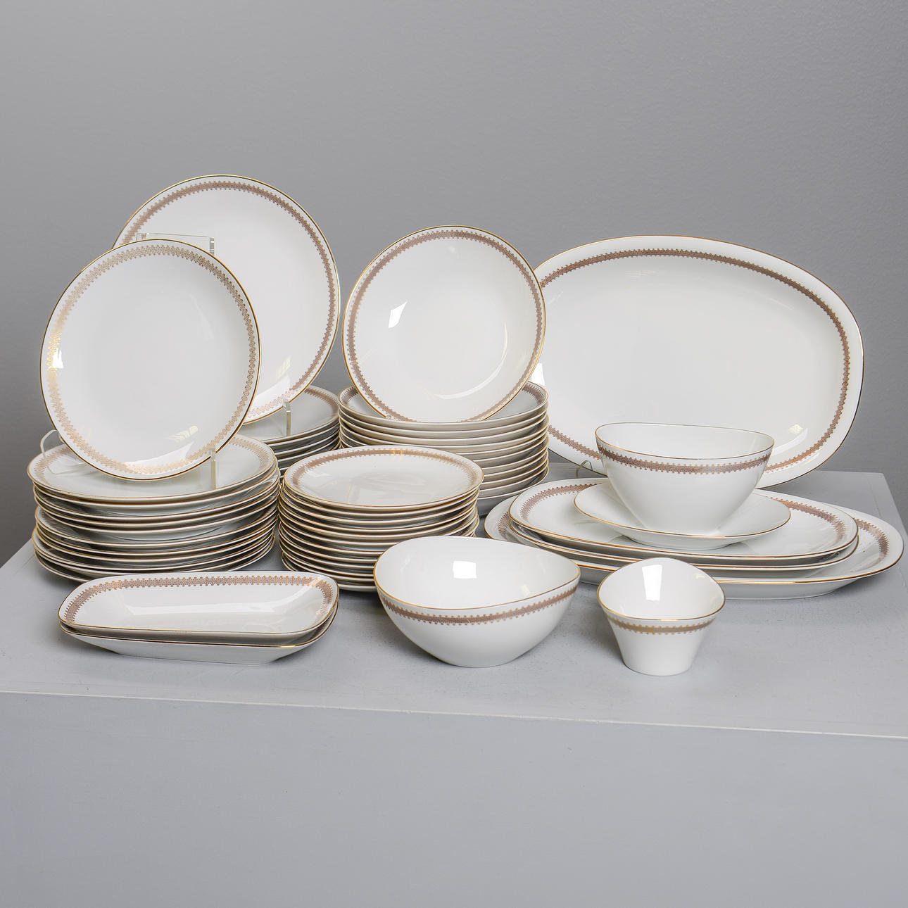 DINNER SERVICE, for 9 people, "Elegance", Rörstrand (68 pieces).