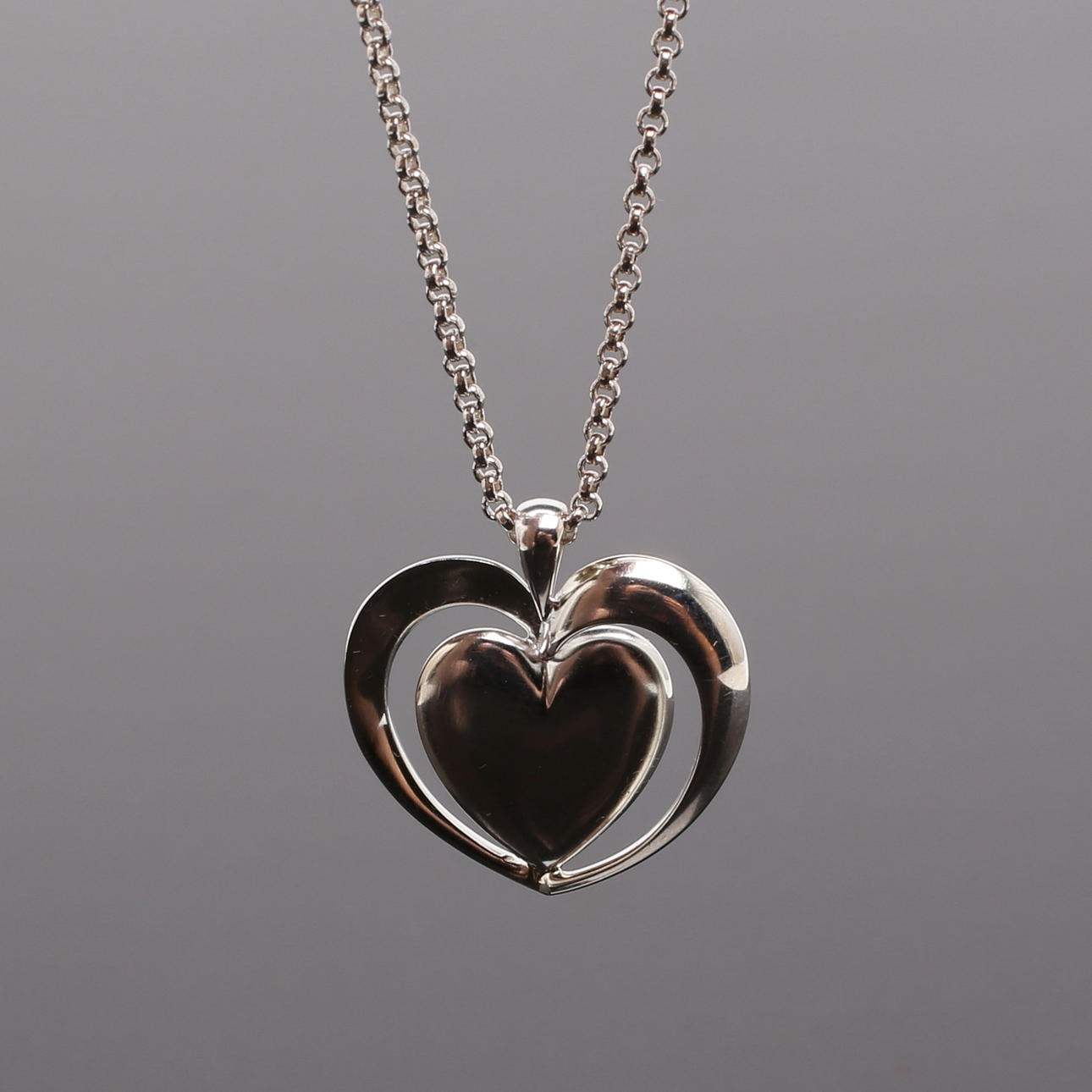 HÄNGE, sterling silver, Maria Berntsen för Georg Jensen, Danmark.