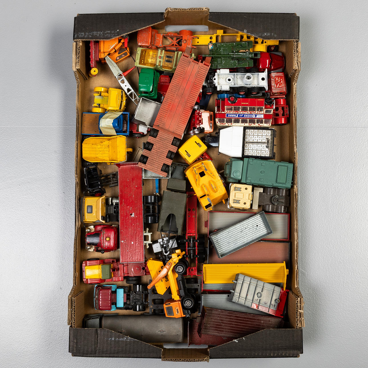 MIXED DIECAST.