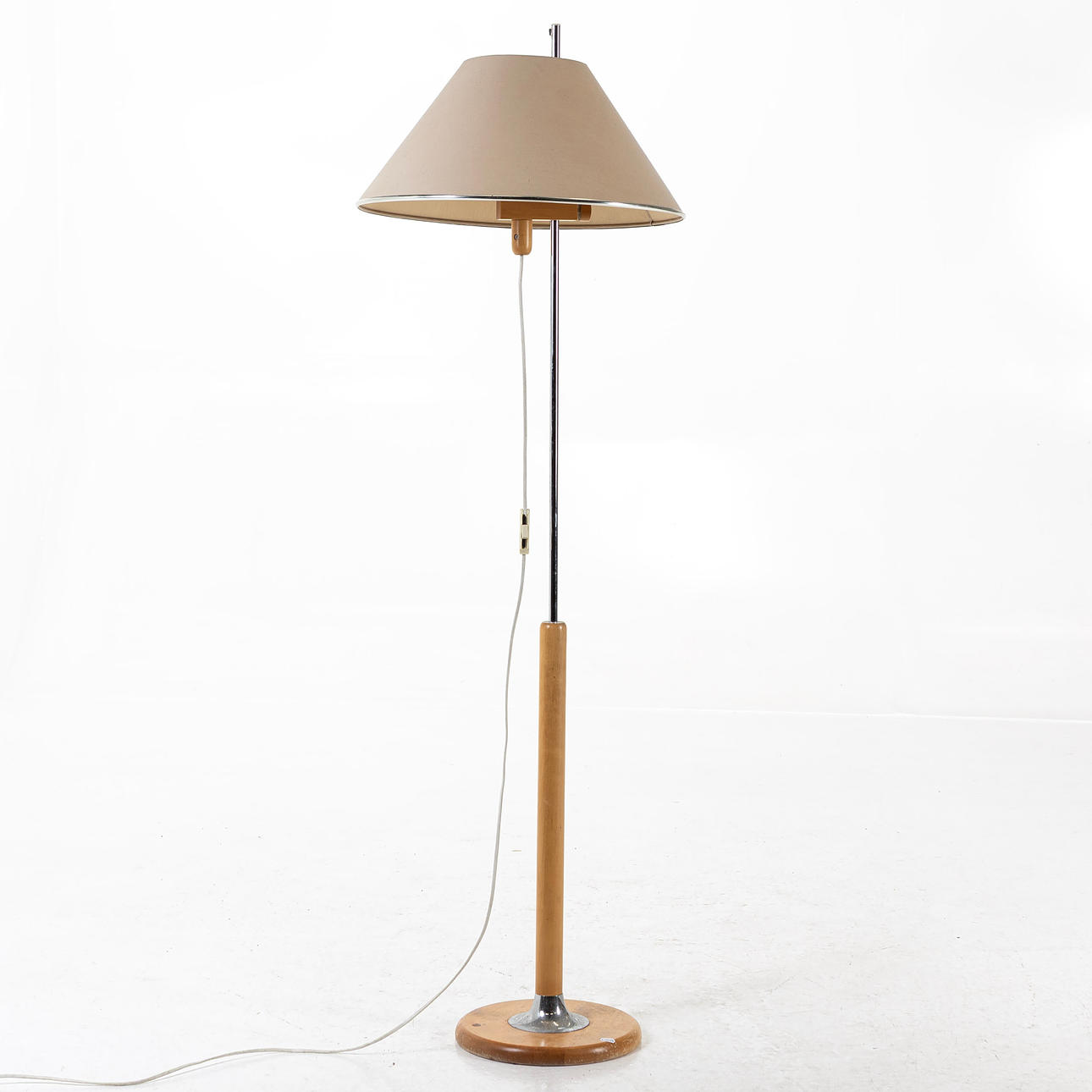 GOLVLAMPA, Markslöjd, 1900-talets senare del.