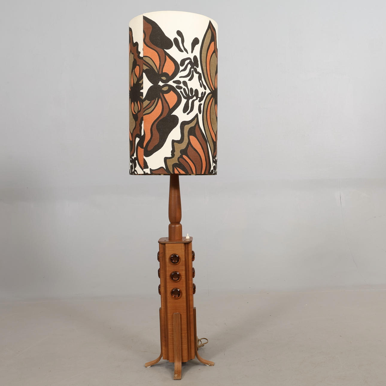 GOLVLAMPA 70-tal.