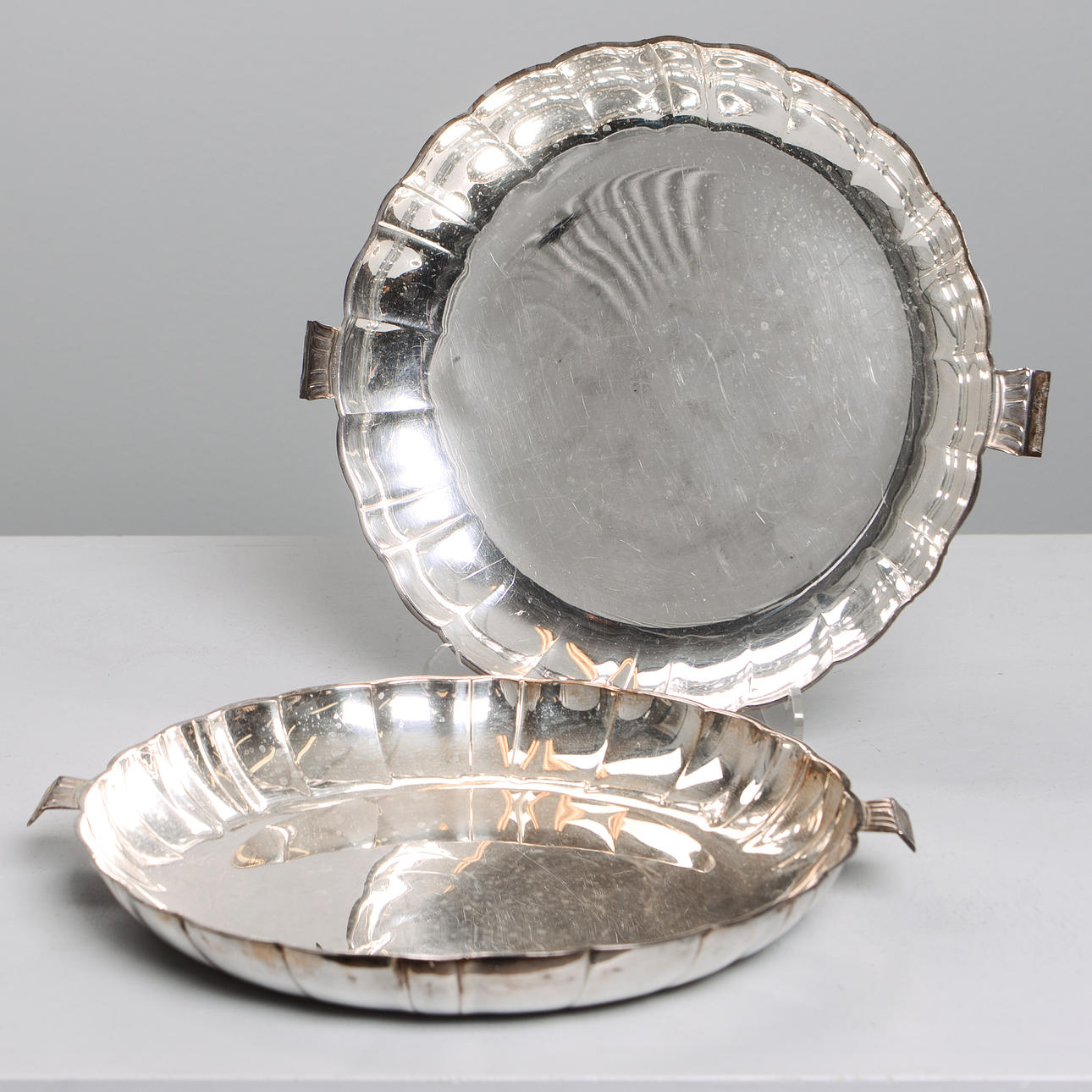 SERVING DISHES, 2 pcs, nickel silver.