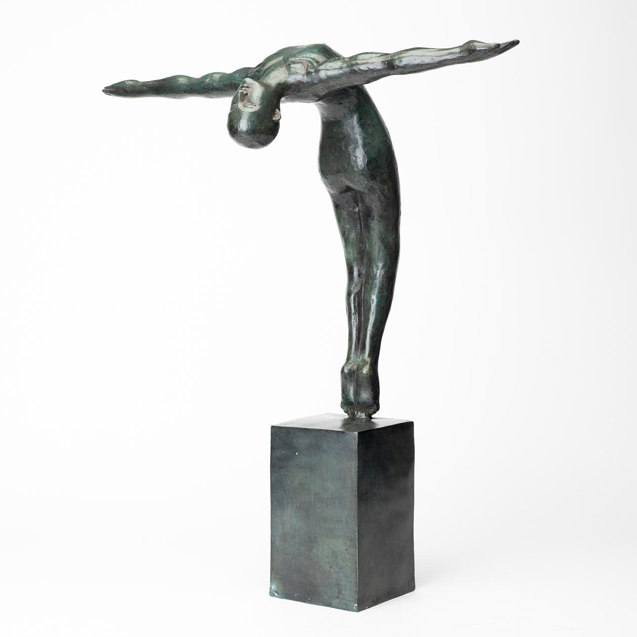 SKULPTUR, grönpatinerad brons, "Simhoppare", stämpelmärkt, Art People Gallery, samtida.