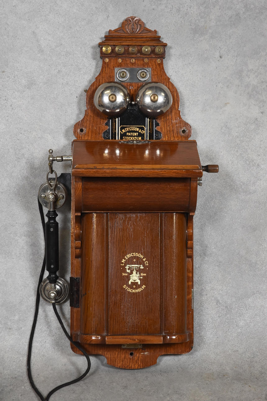 TELÉFONO DE PARED, LM Ericsson.