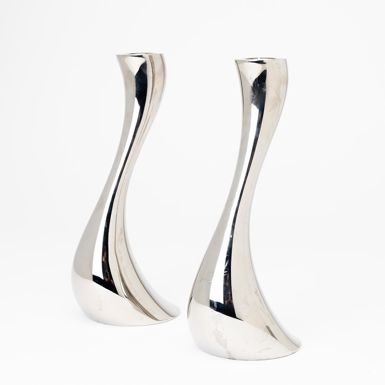 LJUSSTAKAR, ett par, "Cobra" Georg Jensen.