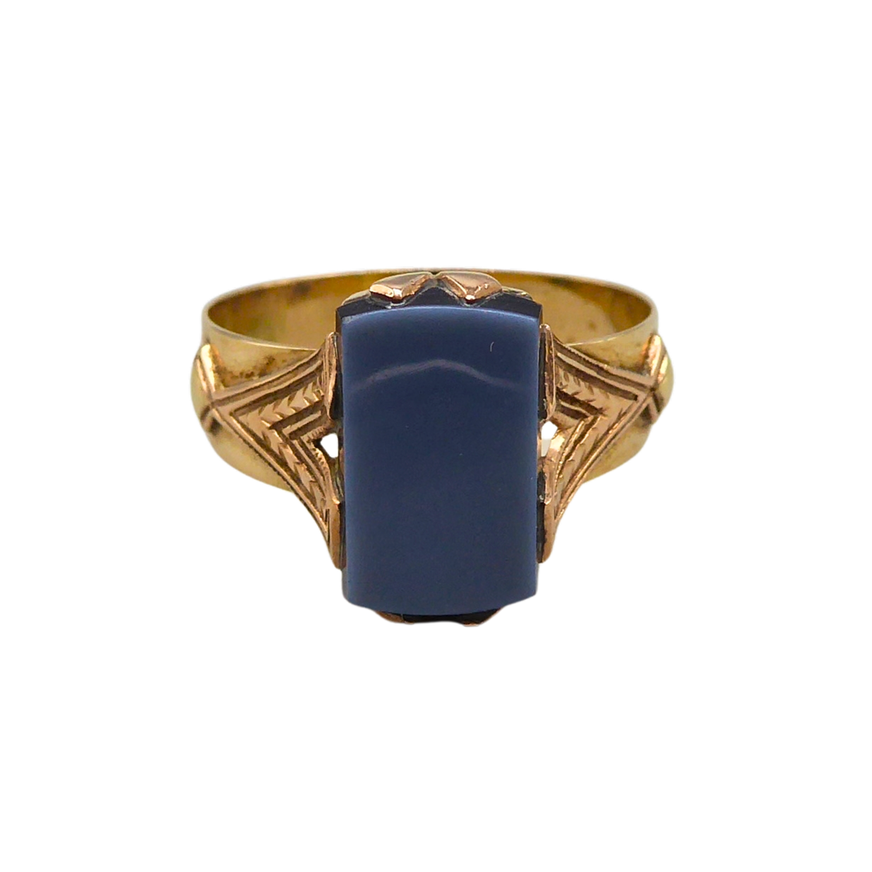 ANTIQUE SIGNET RING IN 14K GOLD WITH A RECTANGULAR BLUE LAYERED STONE.