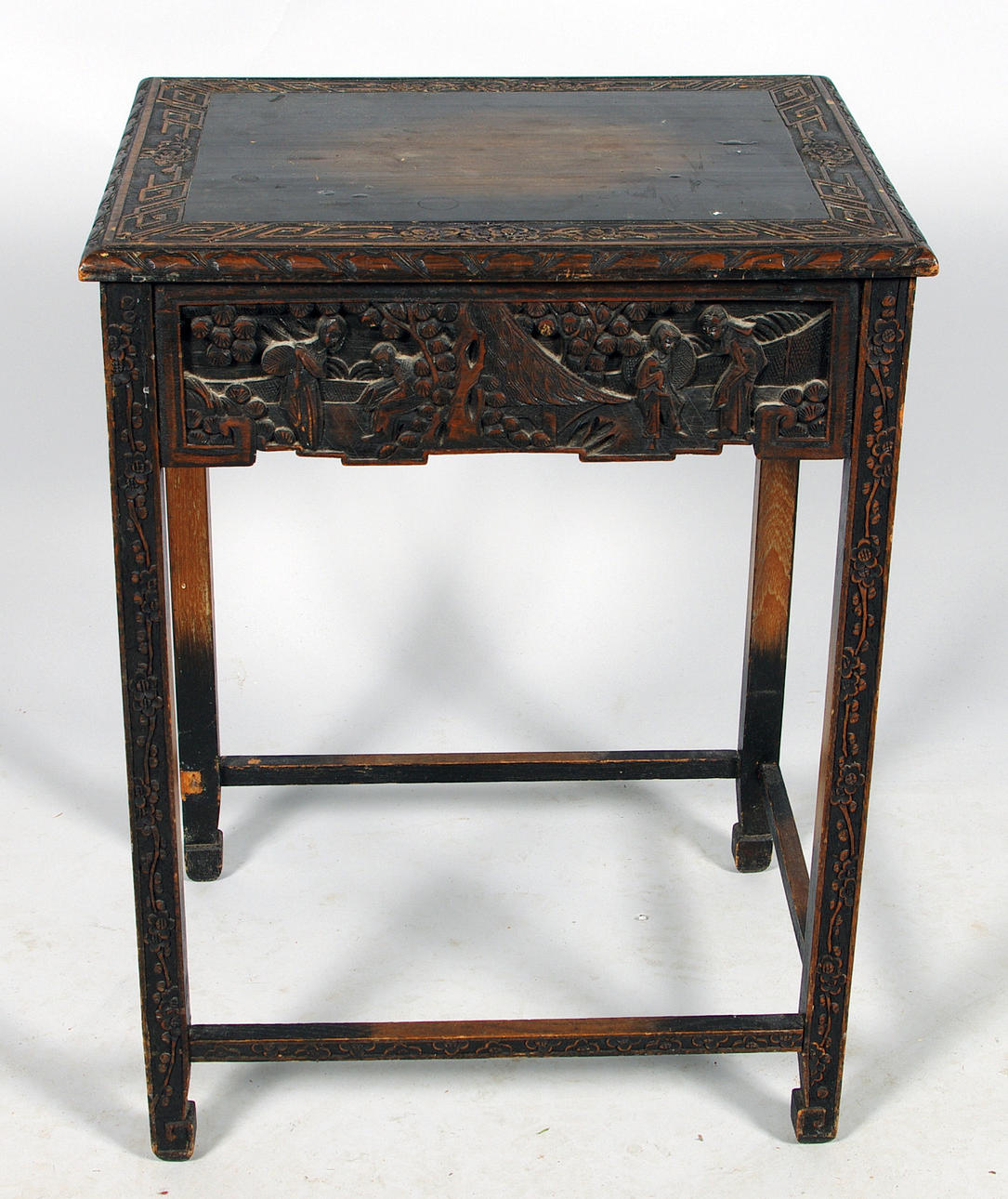 BORD, svartlaserat, orientalisk stil.