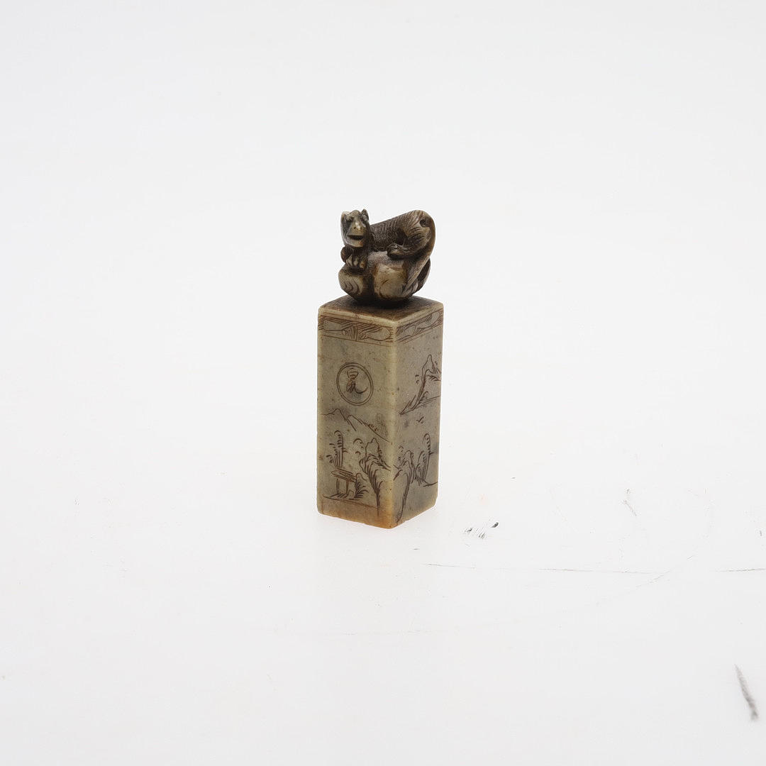 KINESISKT SIGILL. Täljsten, blank, 1900-tal.