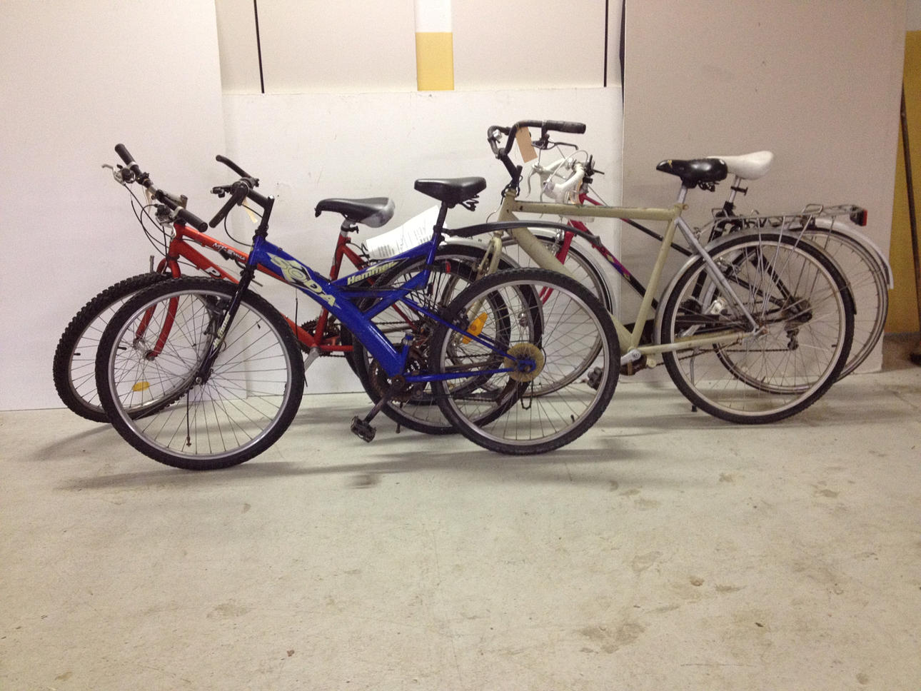 CYKLAR, 4 st, renoveringsobjekt.