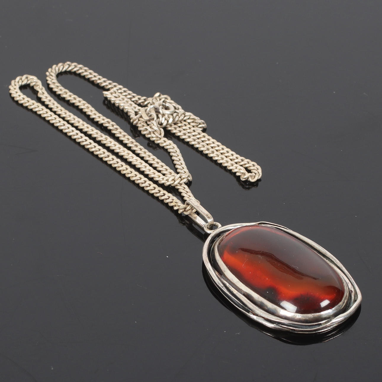 (2510-246) HÄNGE, silver, bärnsten, 1900-tal.