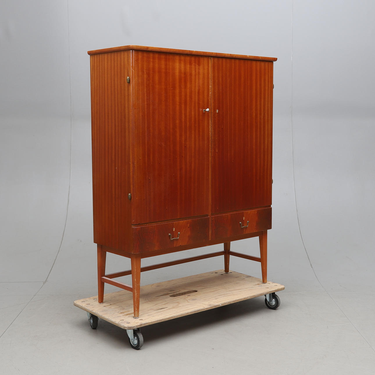 SKÅP, mahogny, Carlström & Co Möbelfabrik, Bjärnum, 1950-tal.