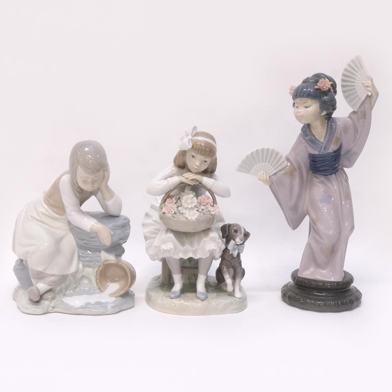 TRE FIGURINER, LLADRO OCH NAO.