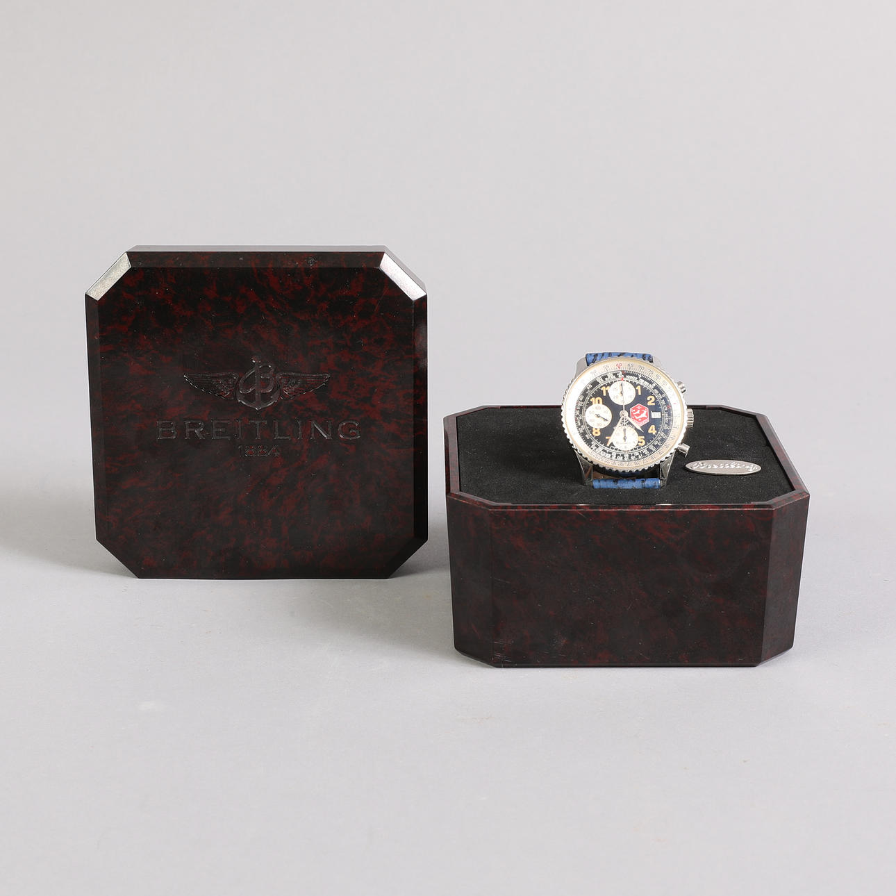 BREITLING. Breitling Old Navitimer "Snowbirds" Limited Edition, automatisk kronograf herrur i stål, ref. A13022.
