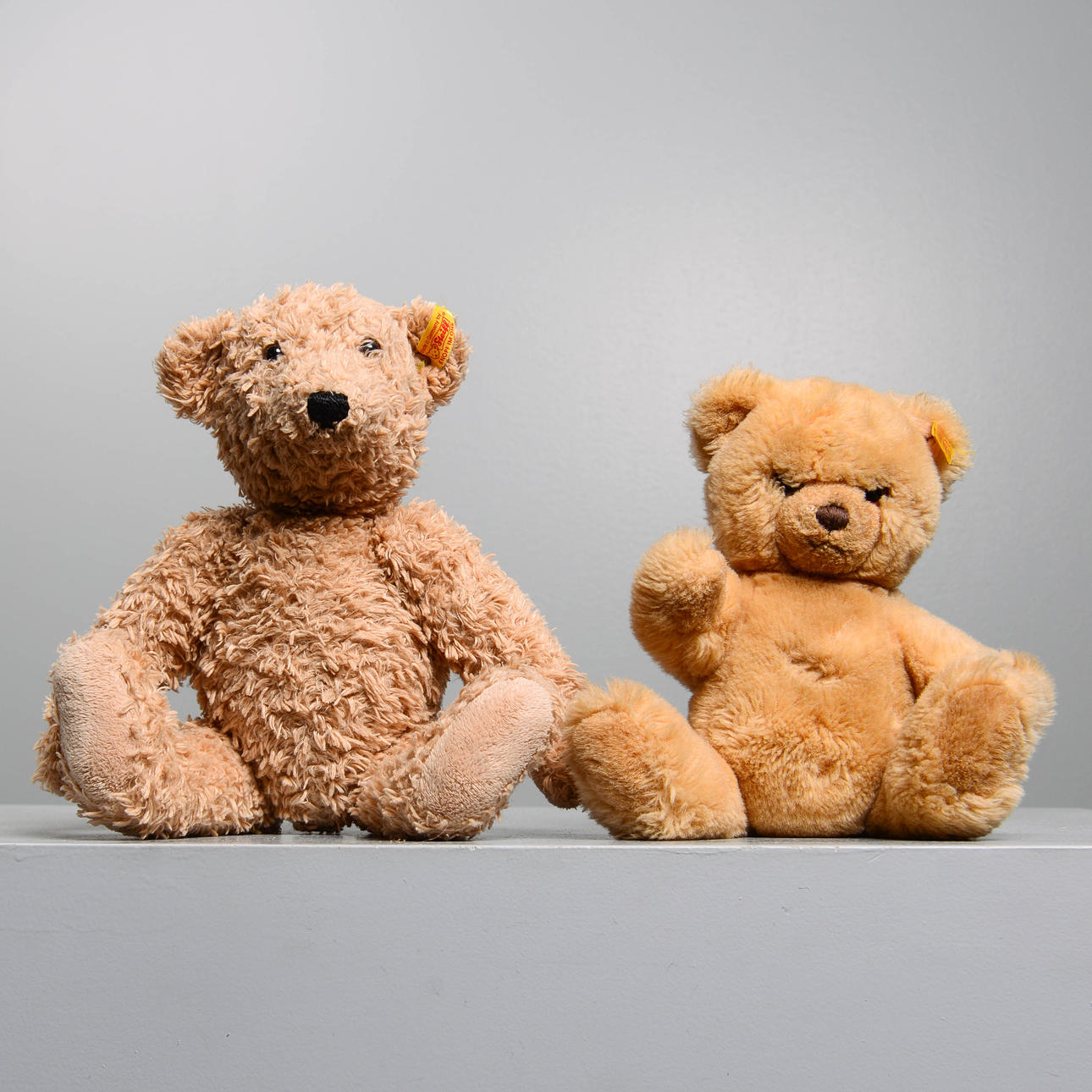 STEIFF, 2 teddy bears, 1980s/90s.