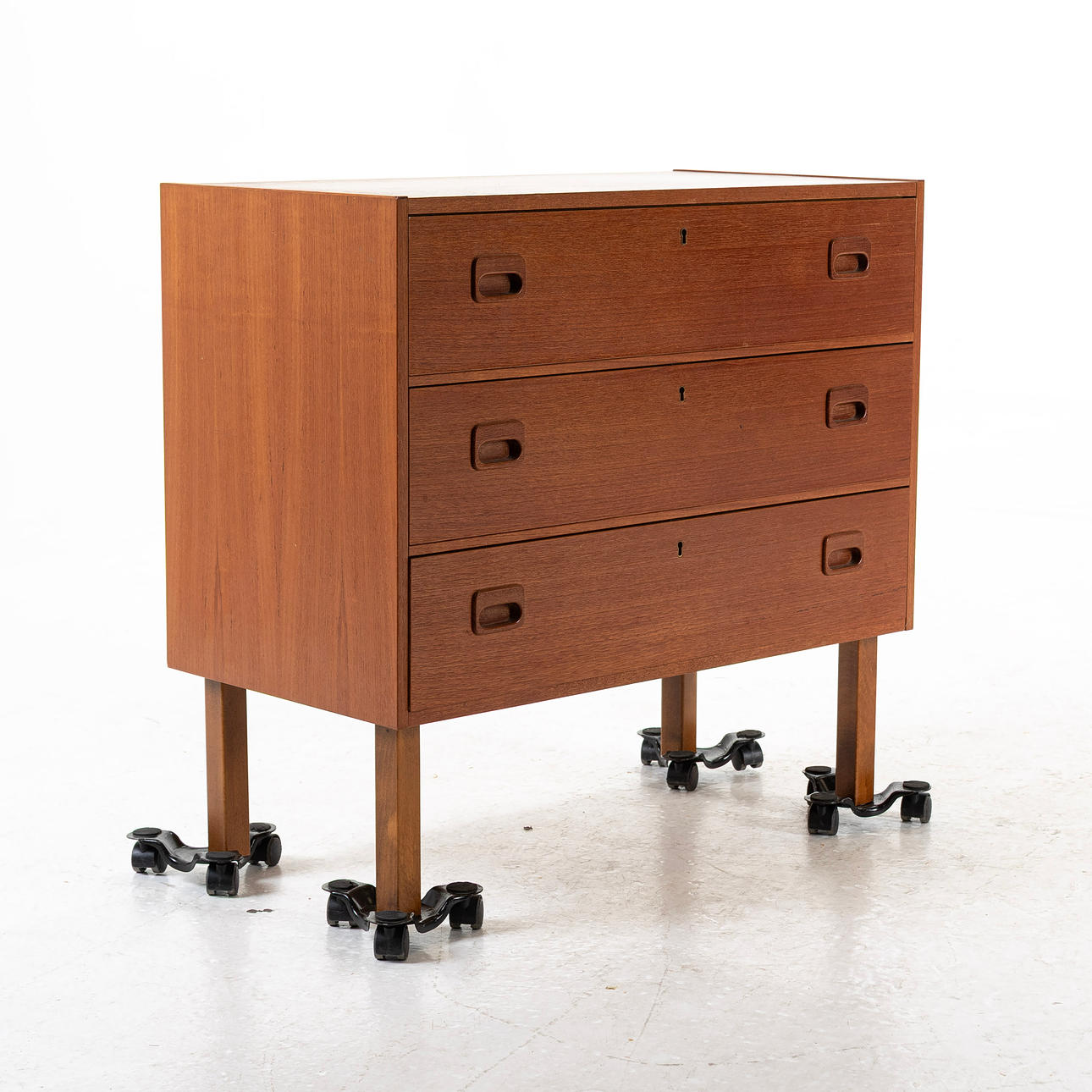 BYRÅ, teak, 1950/60-tal.