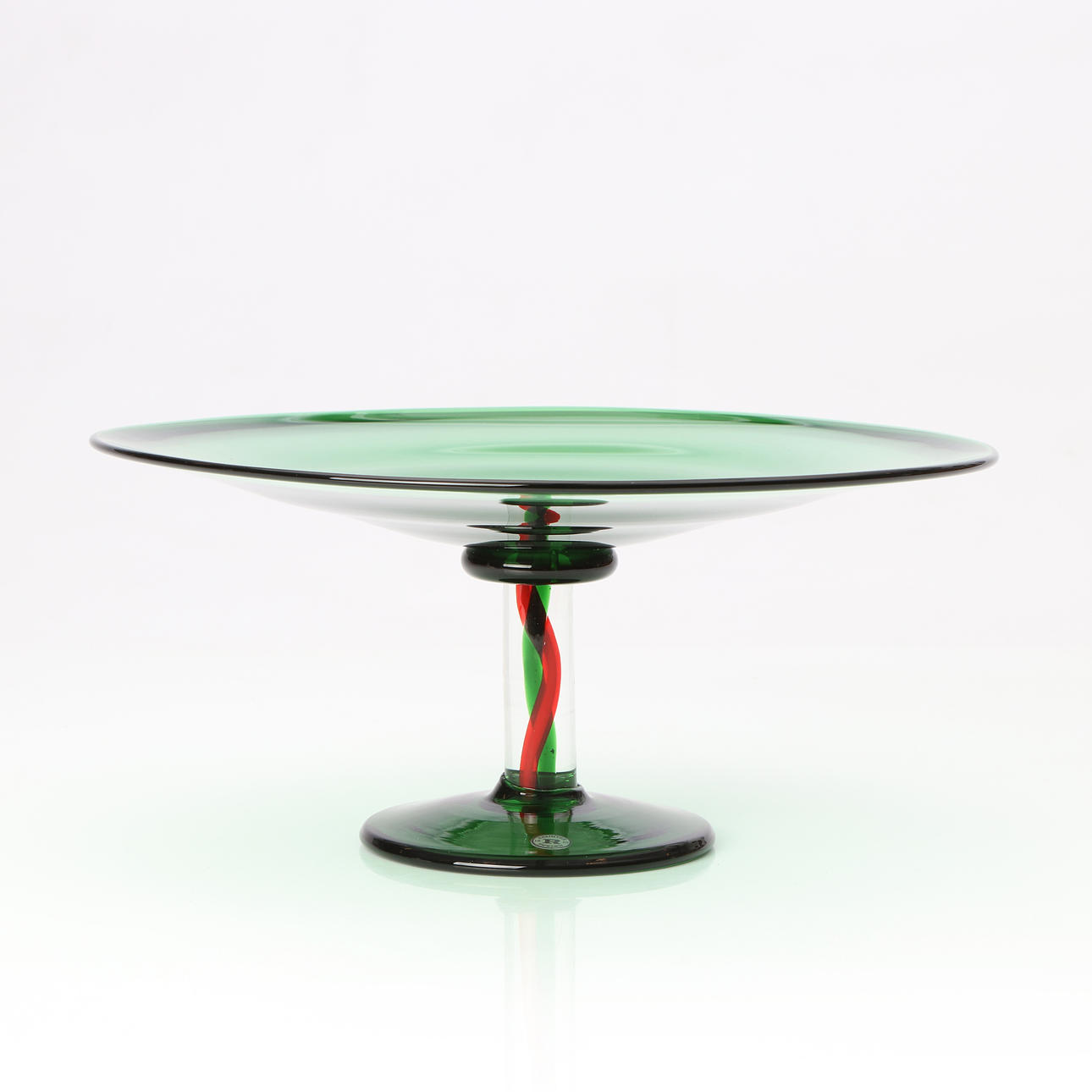 MARGARETA HENNIX. FAT PÅ FOT. Konstglas. Reijmyre. Etikettmärkt.