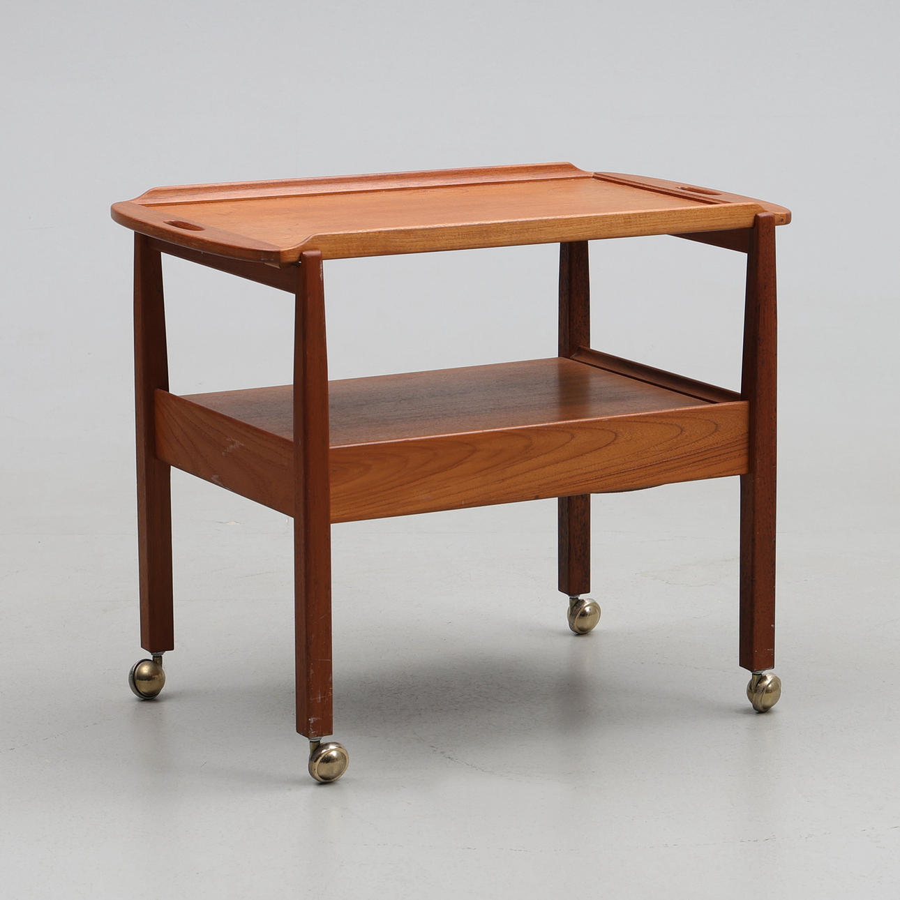 ENGSTRÖM MYRSTRAND. SERVERINGSBORD, Tingströms, "Julius", teak, 1900-tal.