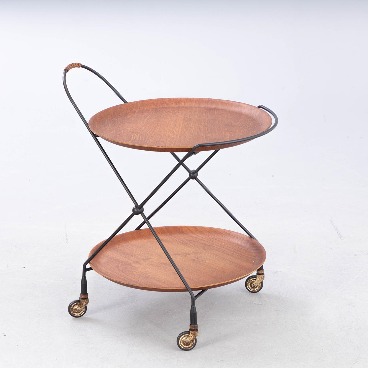Serveringsvagn i teak, fällbar, Sverige, 1960-tal.