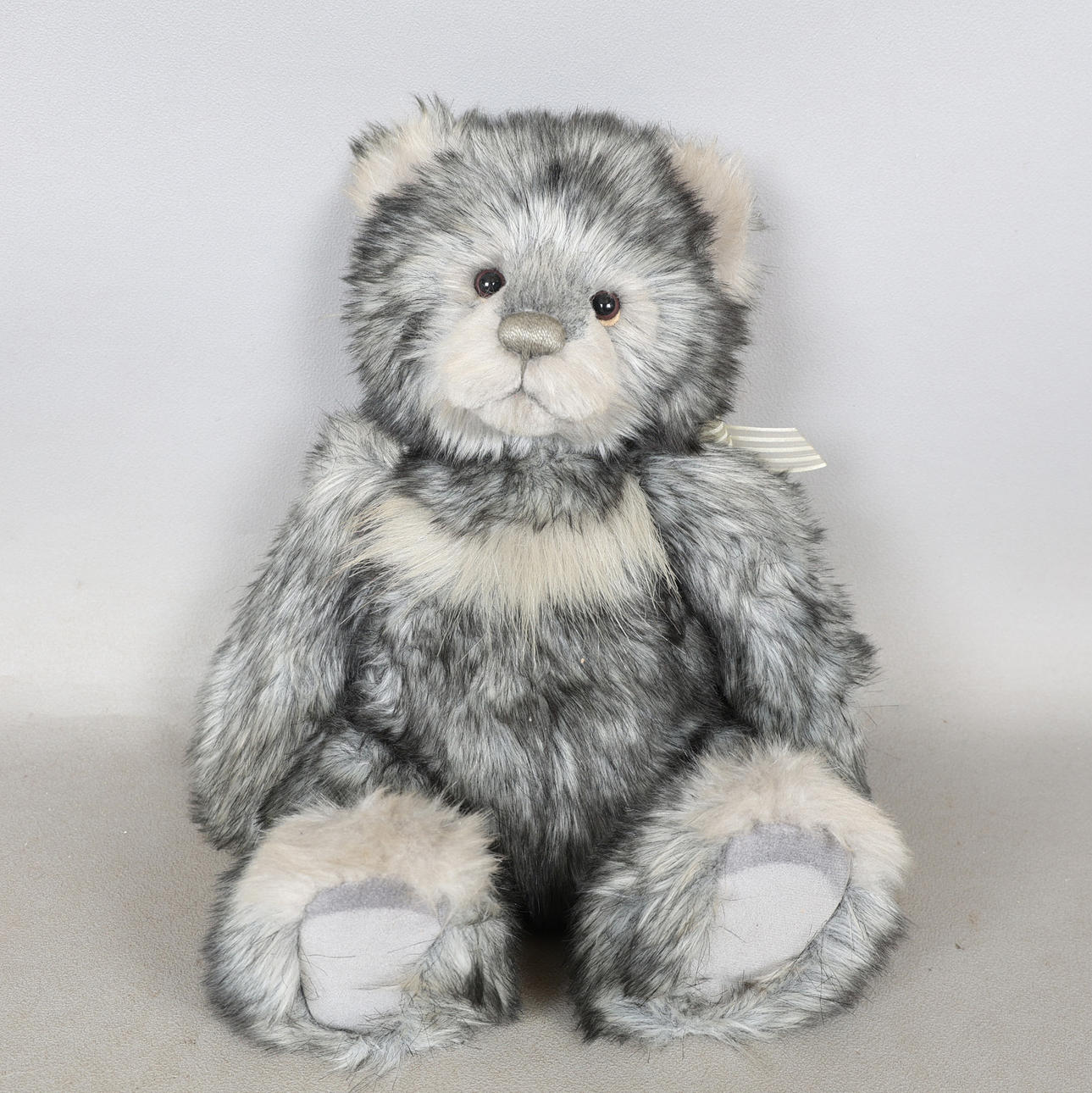 A CHARLIE BEARS 'GORDY'.