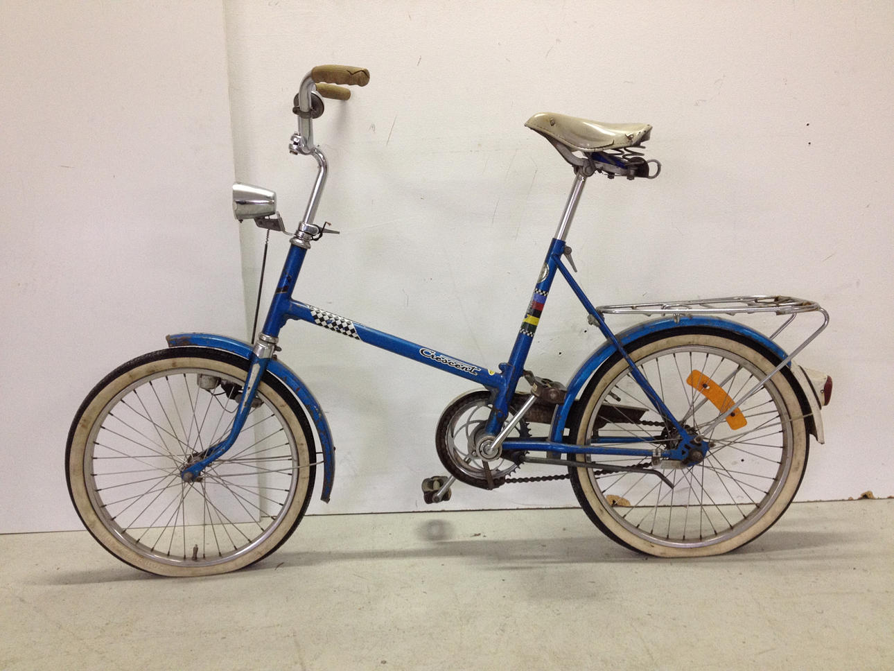 "MINICYKEL", Crescent.