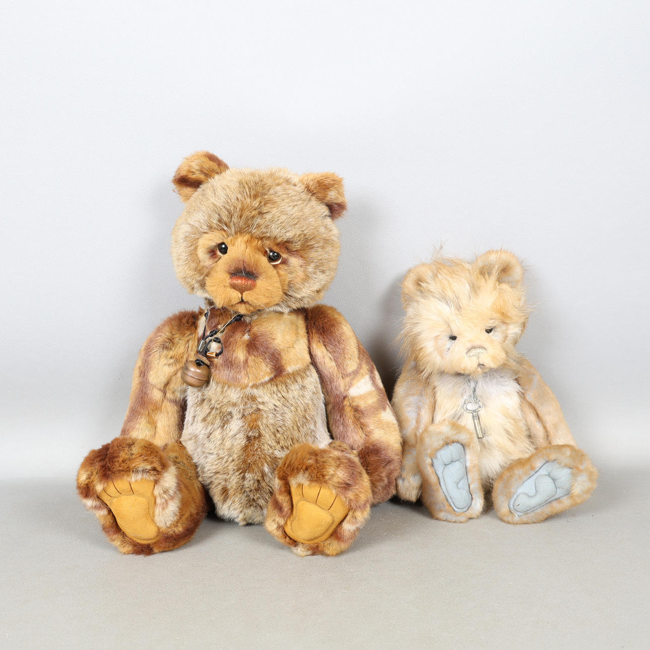TWO CHARLIE BEARS 'SQUIZZLE & STUART'' (2).